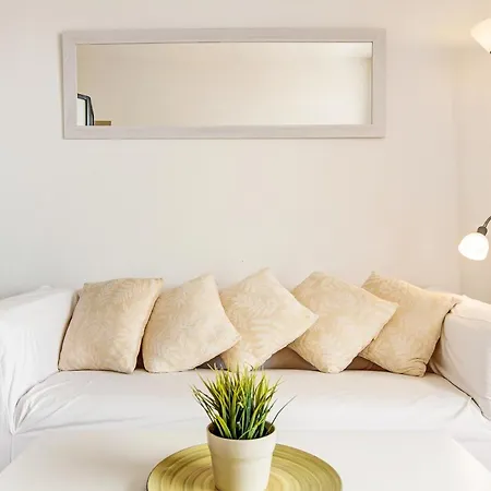 Frente Al Mar 103 * Las Palmas de Gran Canaria